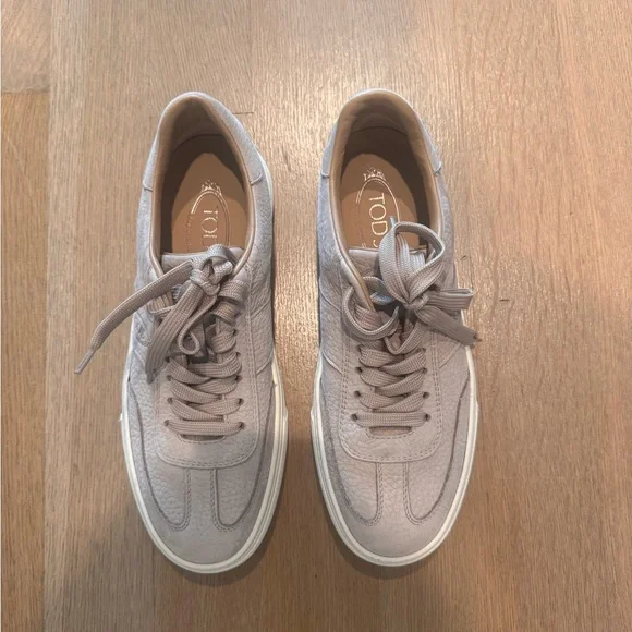 Tod's Light Brown Leather Sneakers